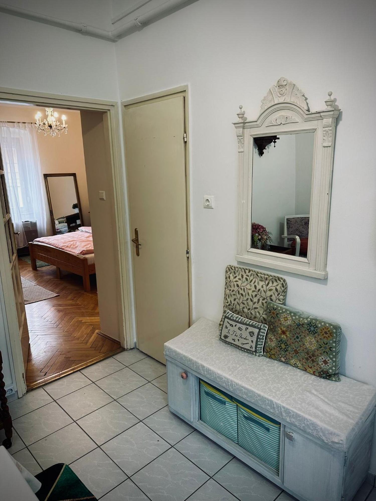 Taban Apartman Pécs Eksteriør bilde